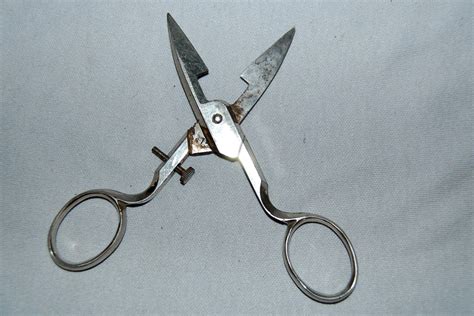 Vintage Clauss Pinking Scissors Shears Chrome Plated 9 IN. . Clauss scissors vintage